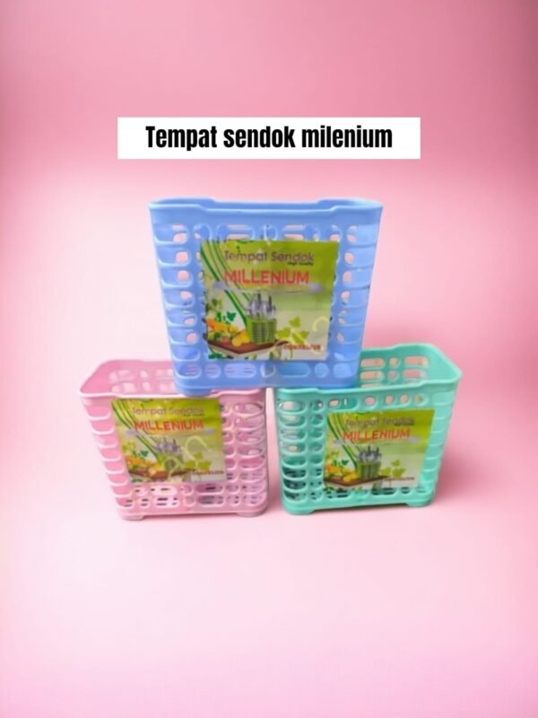 Tempat sendok milenium