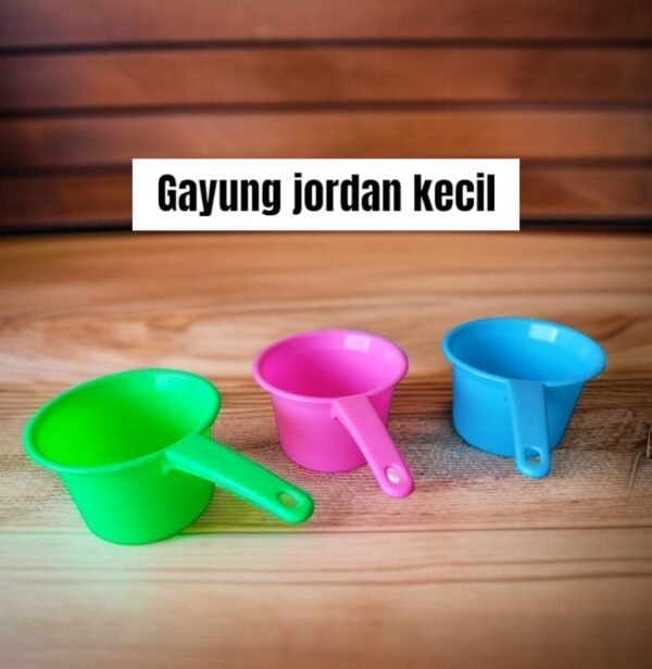 Gayung plastik mini Jordan kecil