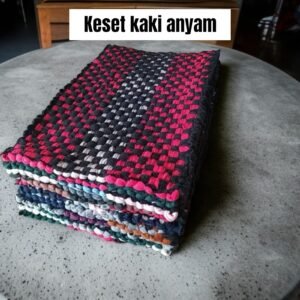Keset kaki Anyam